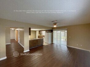 813 Senate Ct, Unit 102 in Tampa, FL - Building Photo - Building Photo