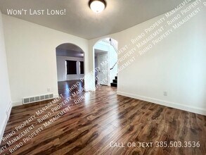 791 St Andrews Dr-Unit -Upstairs in Syracuse, UT - Building Photo - Building Photo