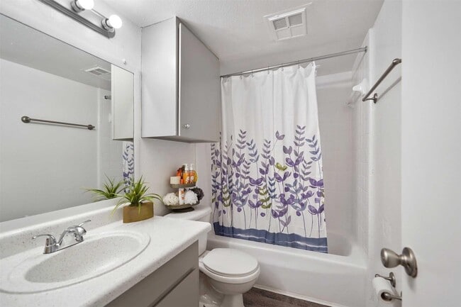 4400 Memorial Dr in Houston, TX - Building Photo - Building Photo