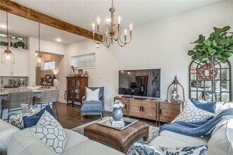 7860 Minglewood Ln in Dallas, TX - Building Photo - Building Photo
