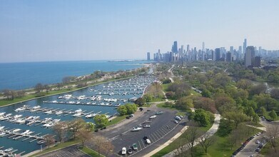 2800 N Lake Shore Dr in Chicago, IL - Building Photo - Building Photo