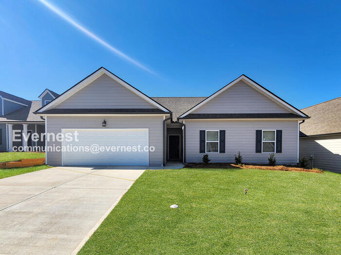 112 Culver St in Jackson, GA - Building Photo