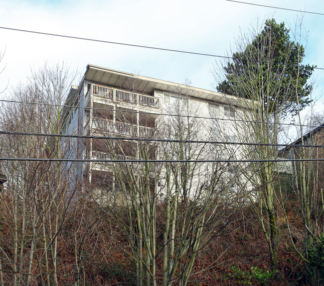 The Cliffside Apartments in Seattle, WA - Building Photo - Building Photo