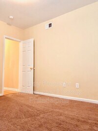 2324 N Park Ave photo'