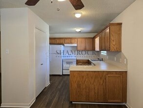 408 Connie Dr in Hewitt, TX - Building Photo - Building Photo