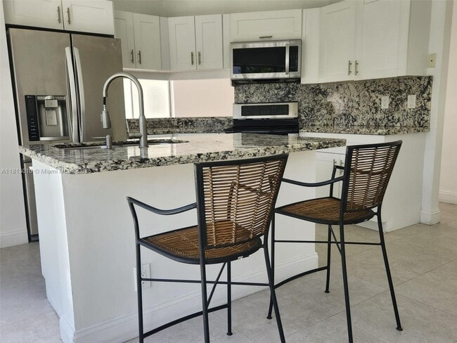 3749 NW 107th Way in Sunrise, FL - Building Photo - Building Photo