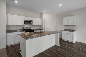5246 Winding Strm in Saint Hedwig, TX - Building Photo - Building Photo
