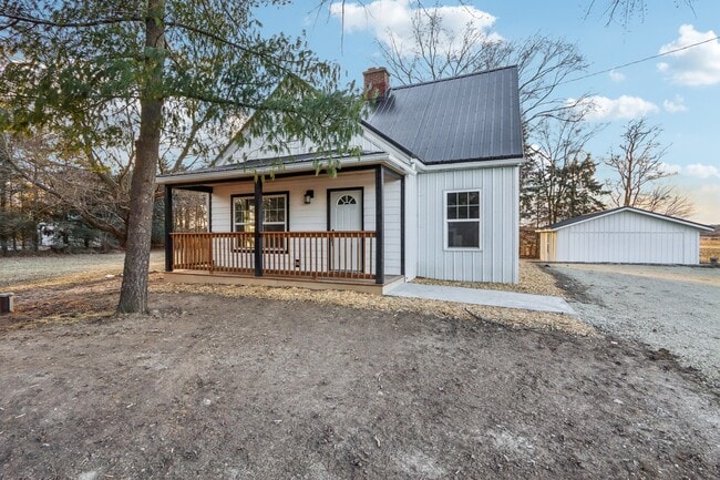 407 County Rd N in Whitewater, WI - Building Photo - Building Photo
