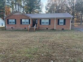 924 Carpenter Fletcher Rd in Durham, NC - Building Photo