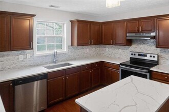 905 Pownal Ln in Hampton, GA - Building Photo - Building Photo