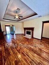 916 Ethan Ln in Yukon, OK - Building Photo - Building Photo