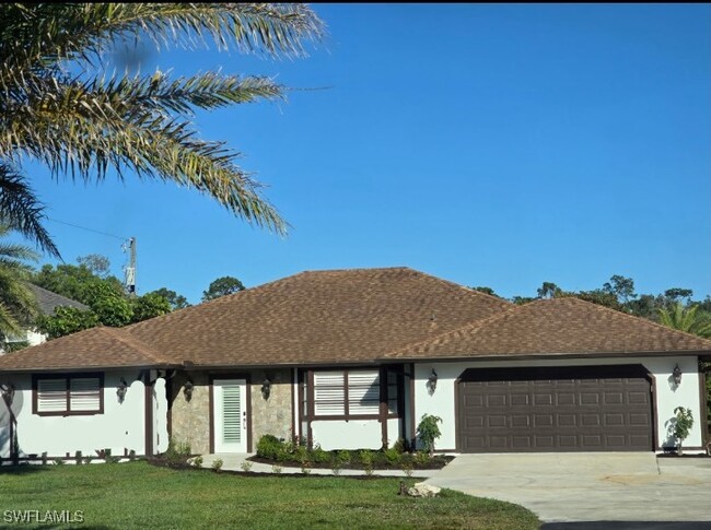 property at 1930 Oakes Blvd