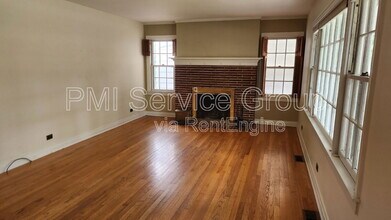 450 E North St in Itasca, IL - Building Photo - Building Photo