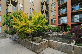 123 Queen Anne Ave N in Seattle, WA - Building Photo - Building Photo