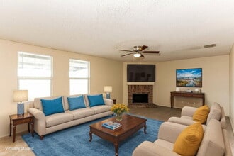 129 Phlox Ln in Burleson, TX - Building Photo - Building Photo