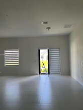14430 SW 18th St in Miami, FL - Building Photo - Building Photo