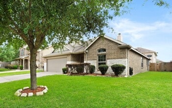 4318 Plumeria Ave in Baytown, TX - Building Photo - Building Photo