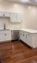 15 Delaware St, Unit 1 in Albany, NY - Building Photo - Building Photo