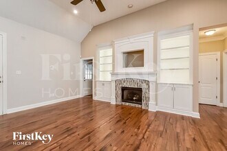 8682 Valmont Cir in Memphis, TN - Foto de edificio - Building Photo