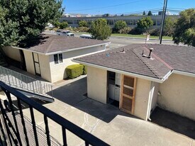 755 E Duane Ave, Unit I in Sunnyvale, CA - Building Photo