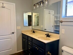 8392 S Egyptian Dr in Tucson, AZ - Building Photo - Building Photo