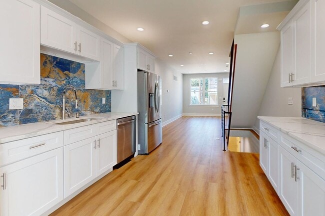 511 N Paxon St in Philadelphia, PA - Building Photo - Building Photo