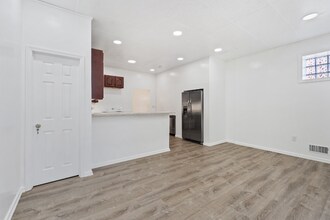 2500 Sarah St in Pittsburgh, PA - Building Photo - Building Photo