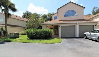 2966 Cottage Grove Ct in Orlando, FL - Building Photo