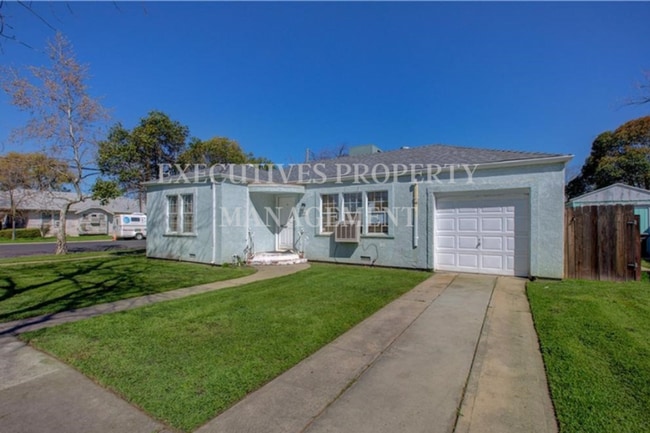 859 W 21st St in Merced, CA - Building Photo - Building Photo