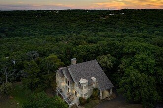 664 Lake Point Loop in Pottsboro, TX - Building Photo - Building Photo