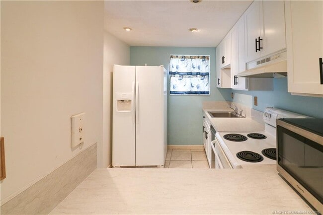 property at 5413 SE Miles Grant Rd