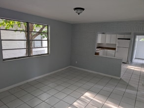 1316 Holmes Ave in Tampa, FL - Building Photo - Building Photo