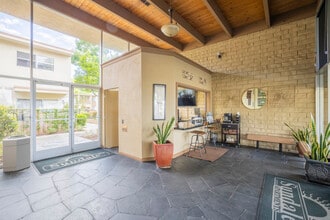 Sundale in Fremont, CA - Building Photo - Lobby