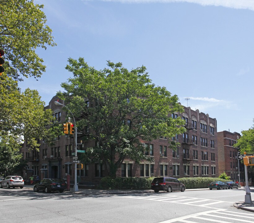 1324 Carroll St in Brooklyn, NY - Building Photo