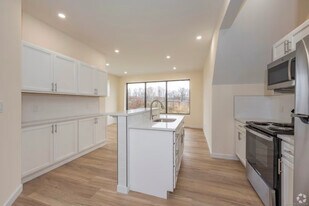 141 Bridge St in Middletown, CT - Building Photo