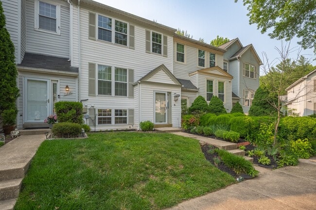property at 11740 Stonegate Ln