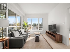 3596 Malsum Dr in North Vancouver, BC - Building Photo - Building Photo