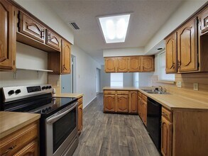 1640 Stroud Ln in Mesquite, TX - Building Photo - Building Photo