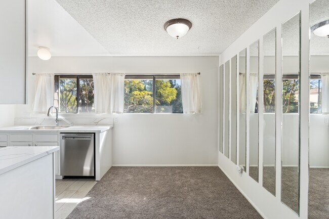 4 Streamwood in Irvine, CA - Foto de edificio - Building Photo