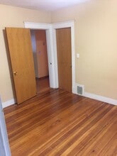 35 Montfern Ave, Unit 2 in Boston, MA - Building Photo - Building Photo