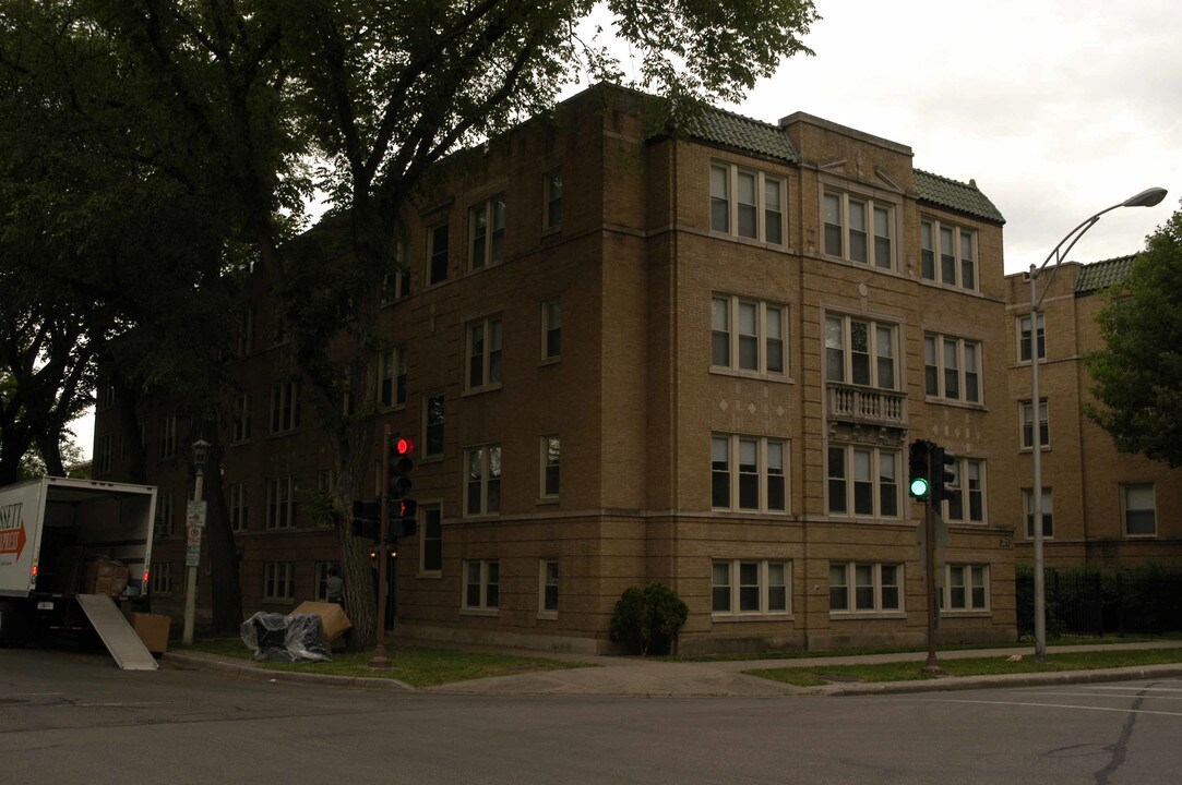 201-211 Washington Blvd in Oak Park, IL - Foto de edificio