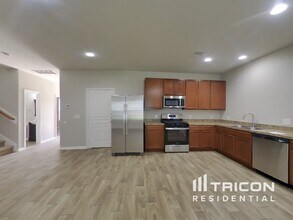 1923 Brushy Ranch Trail in Houston, TX - Building Photo - Building Photo