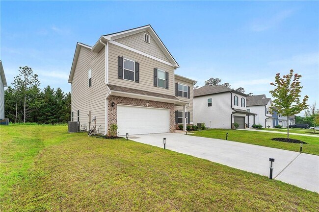 228 Whitneys Wy in Dallas, GA - Foto de edificio - Building Photo