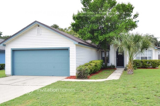 property at 3310 Secret Isle Ln