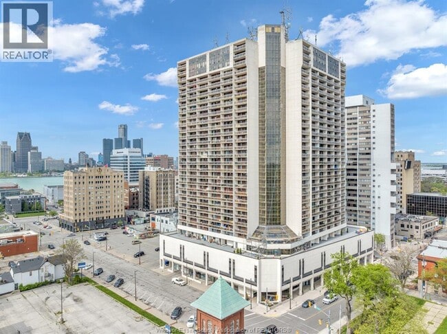 property at 150 Park St W