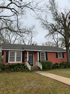 1712 Moss St in Lake Charles, LA - Building Photo