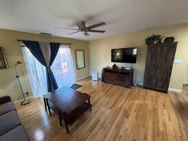 2069 Horne St in San Leandro, CA - Building Photo