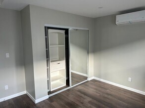 5551 Lemon Ave, Unit 1/2 in Long Beach, CA - Building Photo - Building Photo