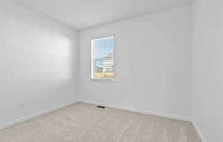 1907 Mount Monroe Dr in Berthoud, CO - Building Photo