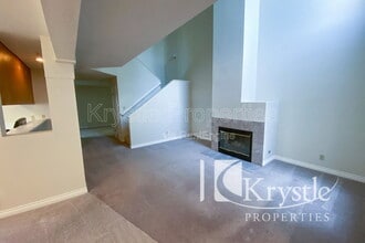 206 Sea Crest Cir in Vallejo, CA - Building Photo - Building Photo